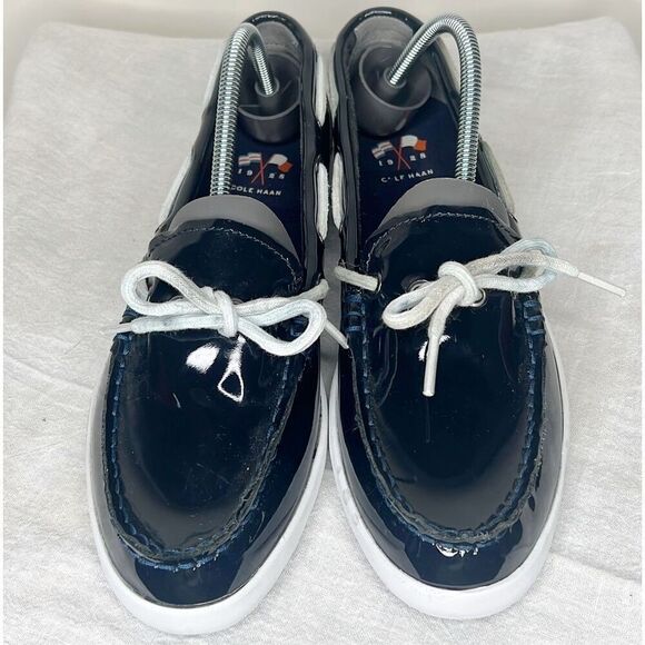 Cole Haan Women's Nantucket Camp Moccasins, Navy Blue Patent Sz 8.5 - Picture 2 of 6